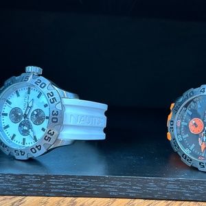 LIKE NEW Nautica sport watch